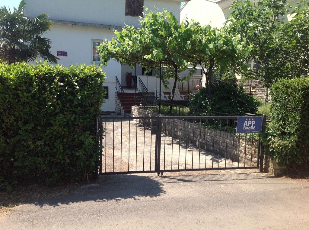 Apartments Boglic Umag Bagian luar foto